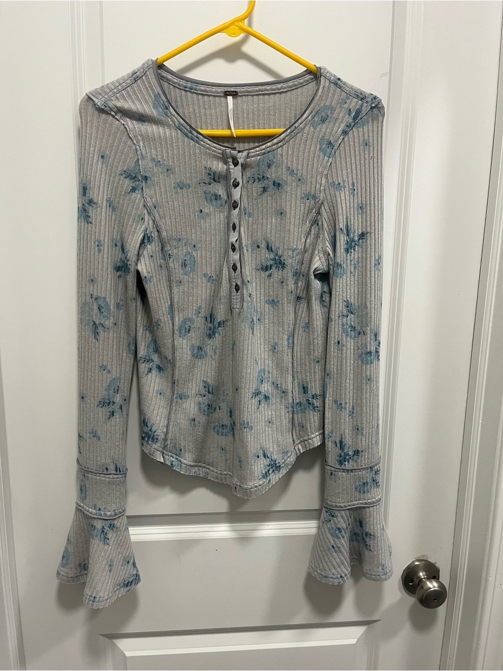 Free People Bell Sleeve Henley Gray With Blue Flowers Size Medium